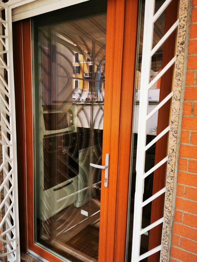 New Luxury Apartment, Milan City Center Milão Exterior foto
