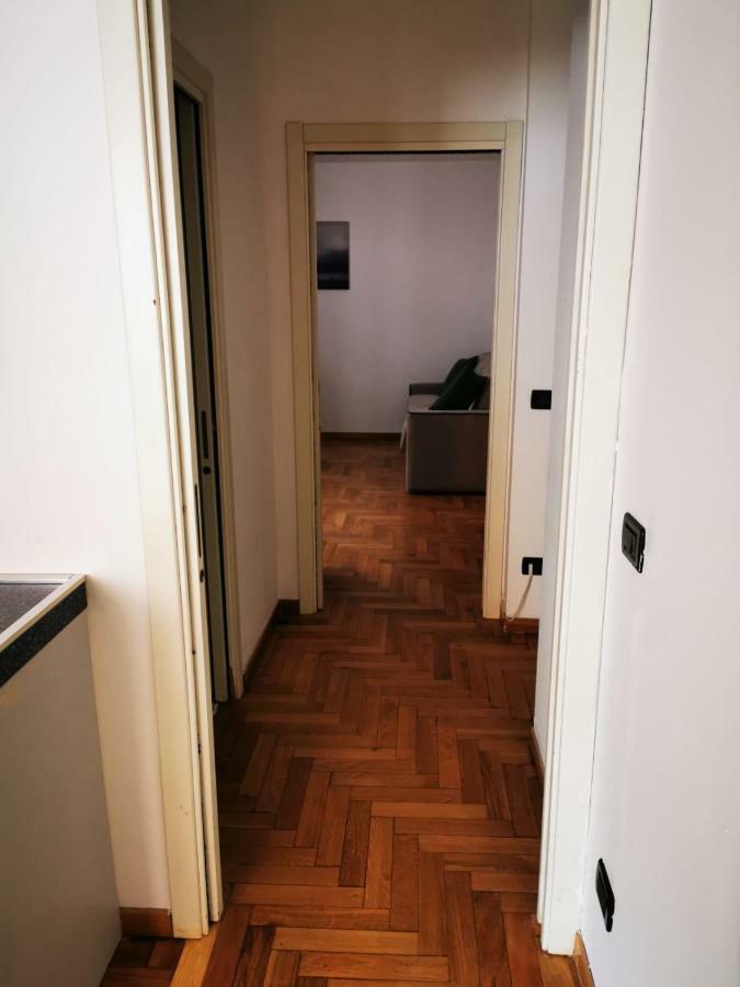 New Luxury Apartment, Milan City Center Milão Exterior foto